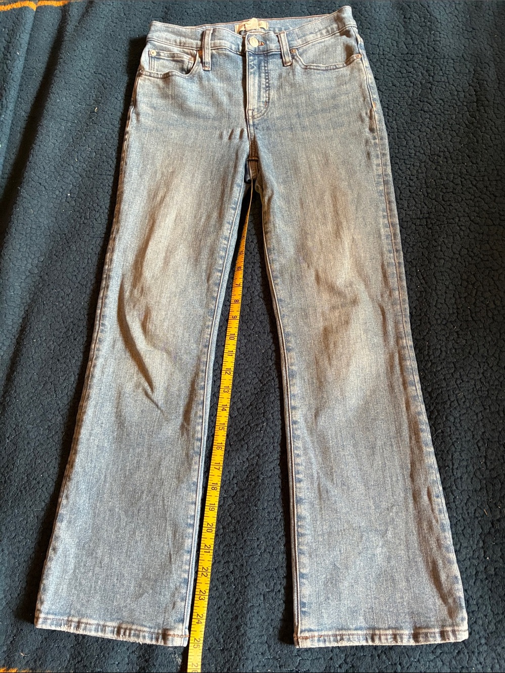 Madewell mid ride kick out jeans Light Blue